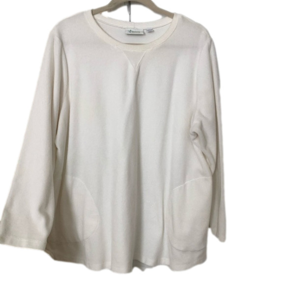 d & co. Active Velour Tunic with Pockets - Picture 1 of 4